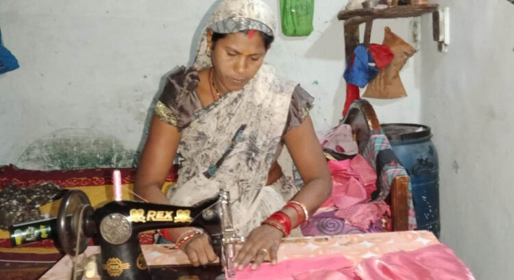 रायपुर: शासन की योजनाओं का लाभ लेकर संतोषी बनी लखपति