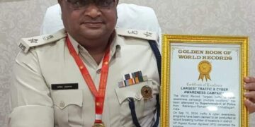 बलरामपुर पुलिस ने साइबर क्राइम और यातायात जागरूकता में बनाया वर्ल्ड रिकॉर्ड