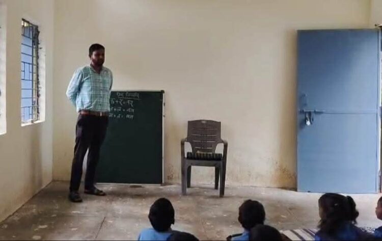 युक्तियुक्तकरण से लौटी स्कूलों में रौनक